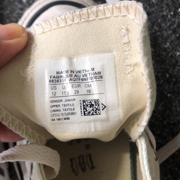 Converse All Star Sneakers  Size 12 - Picture 2 of 6